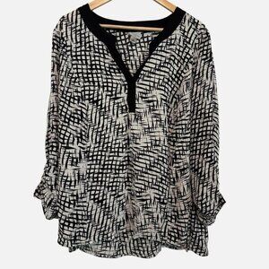 Women's 3X Black White V-Neck Work Casual PLUS Flowy Roll Tab Sleeve Blouse